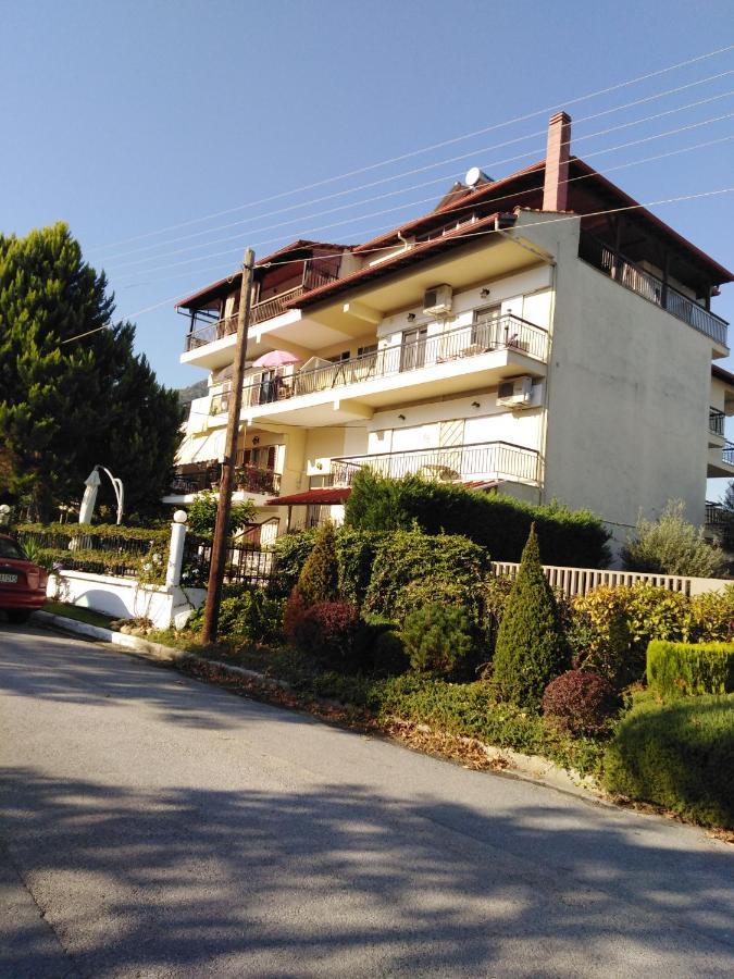 Niki Stavros Comfort Studios Exterior photo